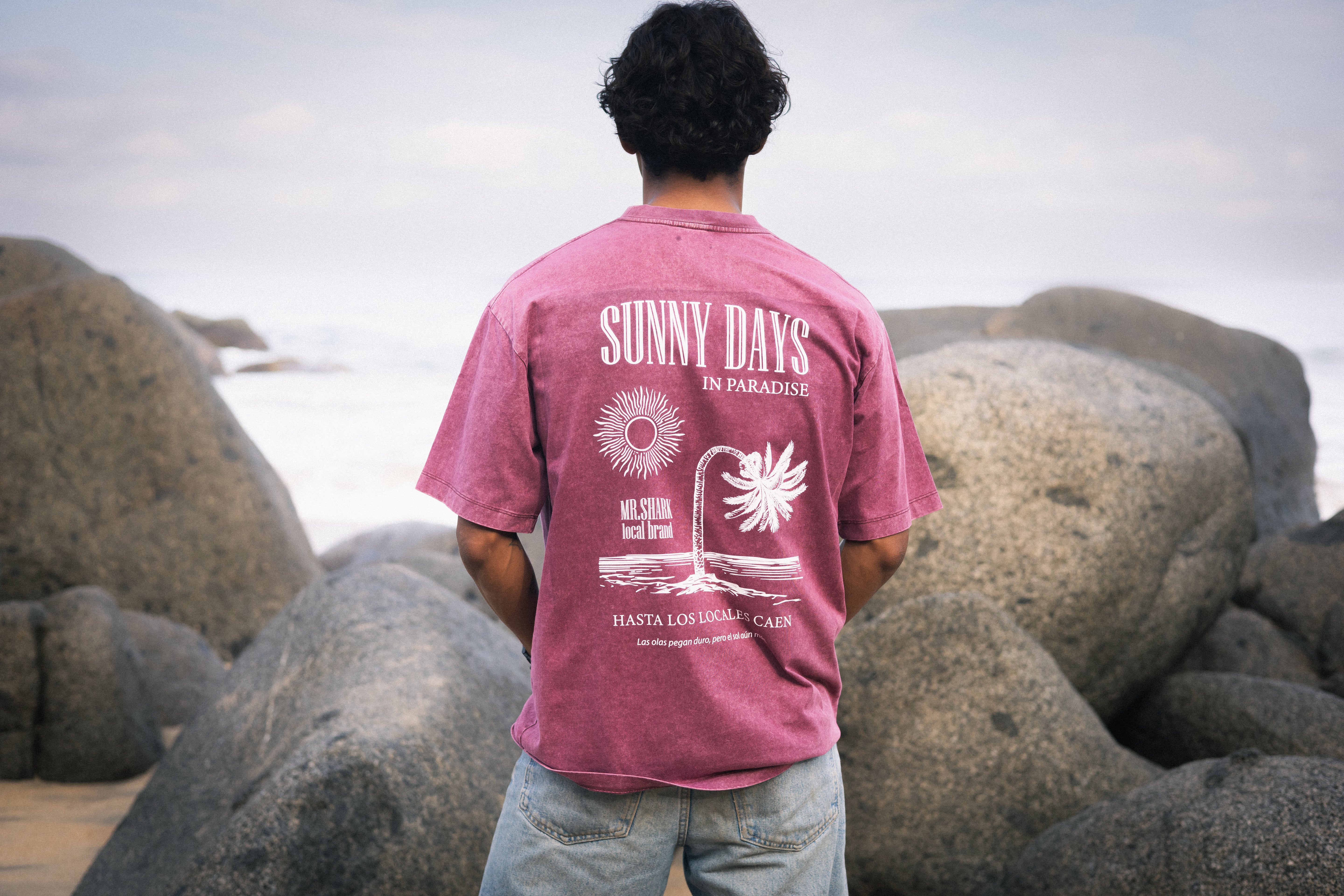 Sunny days in Paradise Tee