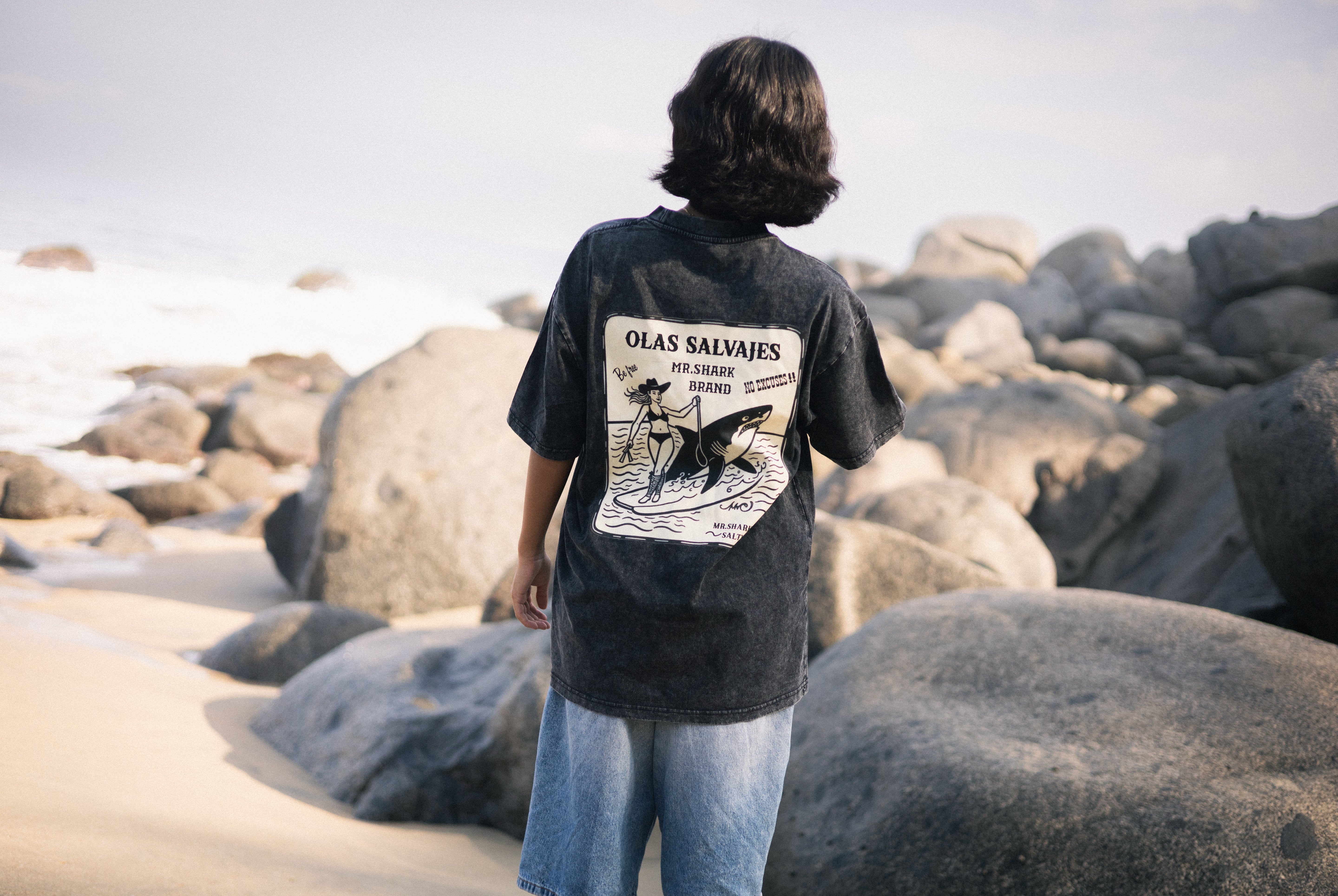 OLAS SALVAJES Tee